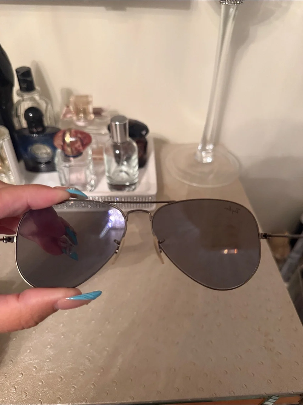 Ray-Ban Aviator Sunglasses with Blue Mirrored Lenses